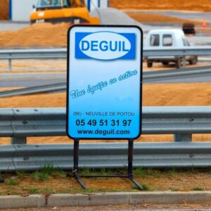 Panneaux de chantier